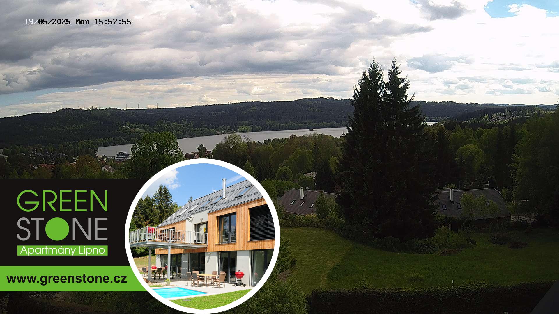 Aktuální záběr z kamery umístěné na našem apartmánovém domě Green Stone Lipno